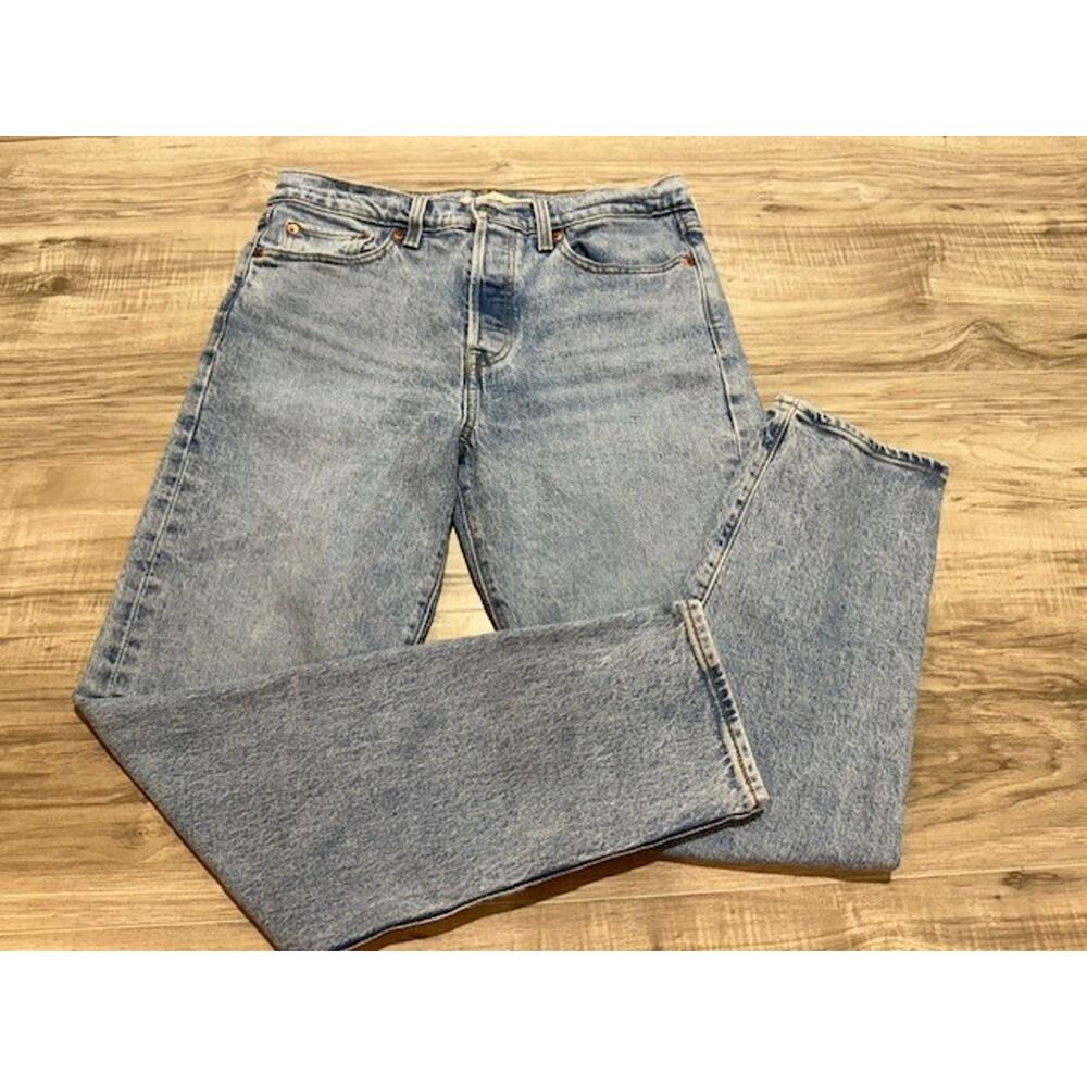 Levis Women's Wedgie Big "E" Button Fly Jeans - Size 29